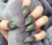 Thumb_furry-grinch-nails