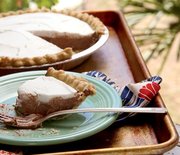 Thumb_chocolate-coconut-cream-pie-1000
