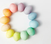 Thumb_egg-dyeing-app-d107182-color-wheel-light0414_horiz