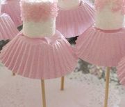 Thumb_ballerina-marshmallow-pops-2