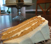 Thumb_paleo-spice-cake-with-maple-cashew-frosting